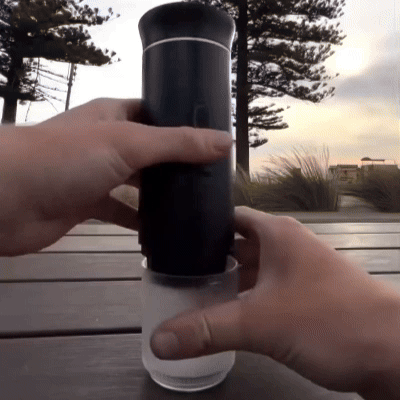 Cafetera Eléctrica Portátil☕ — Espresso al instante donde quieras
